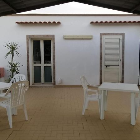 Sicilia Mare Hotel Porto Palo Esterno foto
