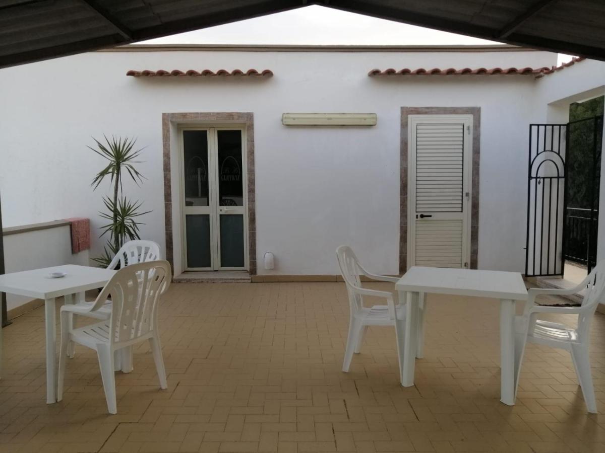 Sicilia Mare Hotel Porto Palo Esterno foto