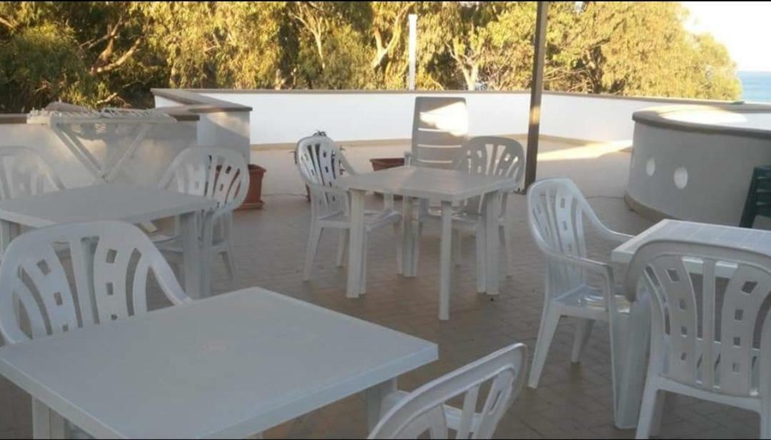 Sicilia Mare Hotel Porto Palo Esterno foto